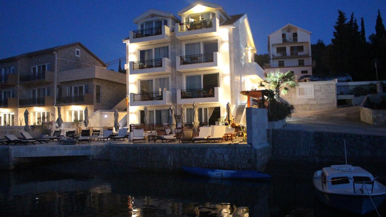 Apartments Harmonia Tivat Exteriér fotografie